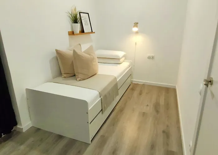 Mediterranean 公寓